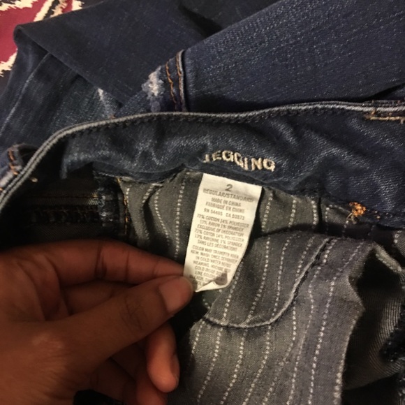 American Eagle Ripped Skinny Jean Jeggings - Picture 5 of 7